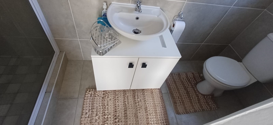 3 Bedroom Property for Sale in Gonubie Eastern Cape